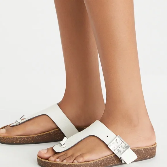 NWT Tory Burch size 9 cream leather thong sandal with silver hardware - Picture 2 of 14